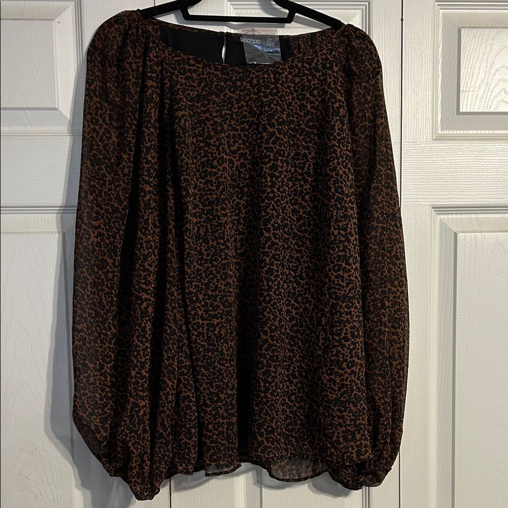 BOOHOO Leopard Animal Print Long Sleeve Blouse Lined NWT Flowy Size 12 Office